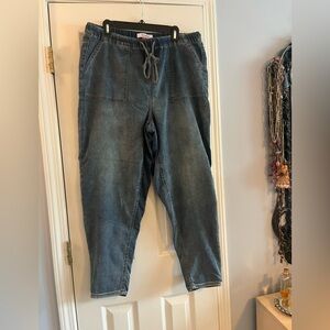 Arula Casual Blue Denim pants, with pockets, size 16